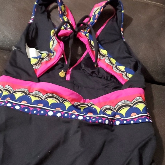 NWOT Trina Turk Tanzania Scarf Plunge One Piece - Picture 3 of 4